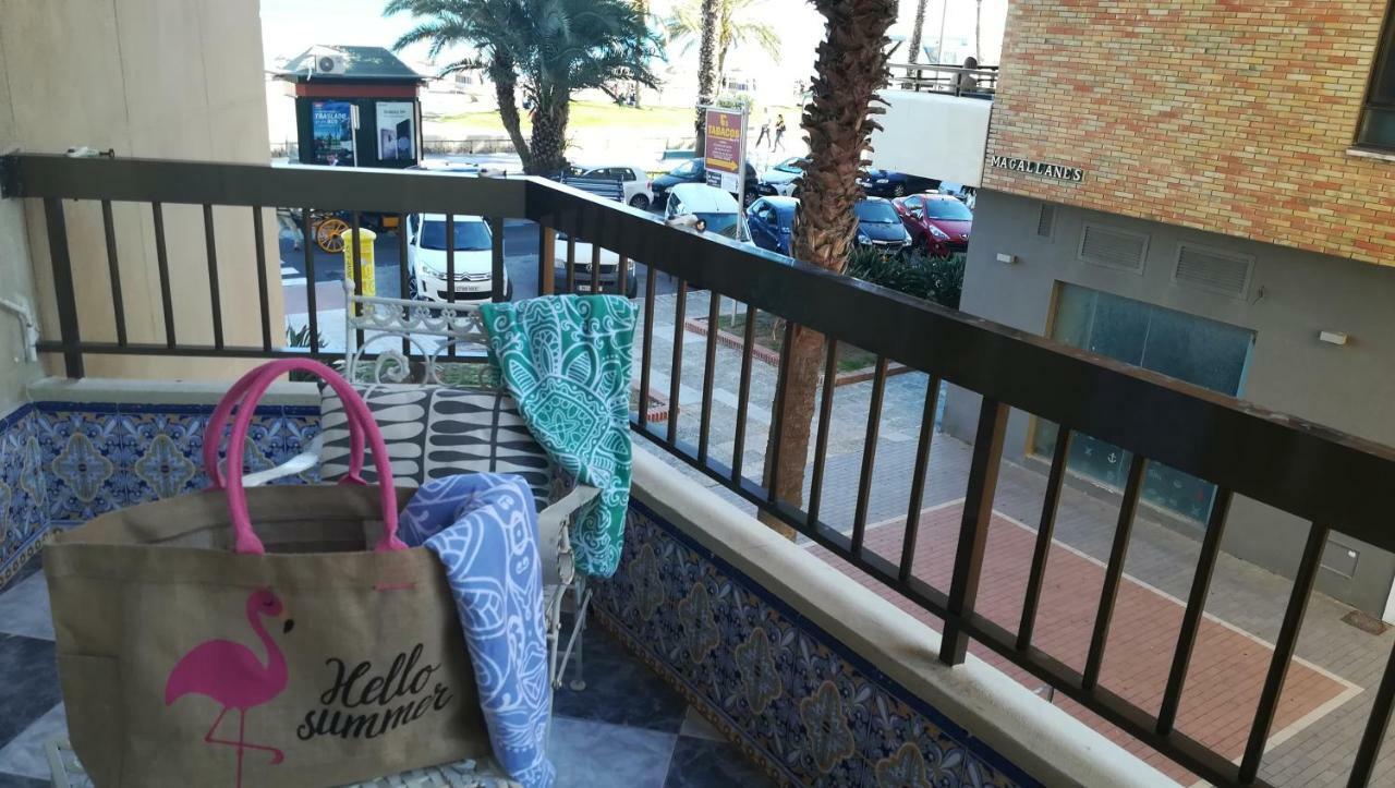Costa Del Sol Primera Linea De Playa Malagueta Málaga Exterior foto